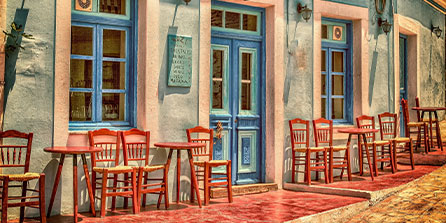 阿尔希拉尔主场优势明显，球迷期待逆转奇迹